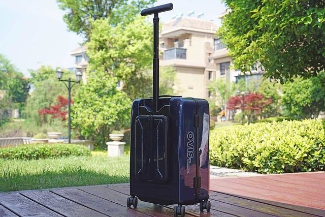 以中国豪华定义全球旗舰魏牌V9X亮相北京车展(图1)